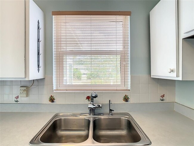 Building Photo - 22186 Catherine Ave