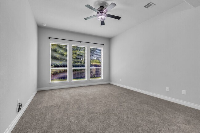 Building Photo - 126 Capriccio Ln