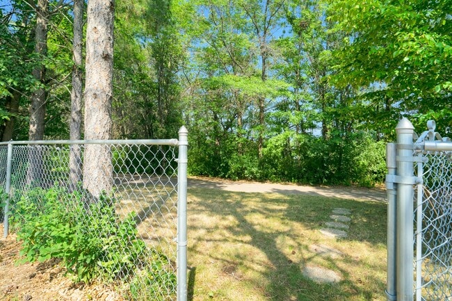 Building Photo - 2739 Leyland Trail