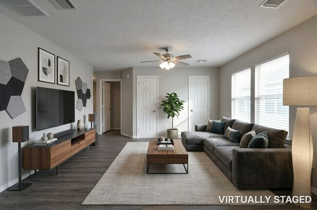 Building Photo - 20939 Jessica Rose Ln