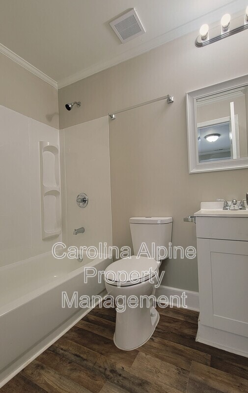 Building Photo - 105 Bingo Ln