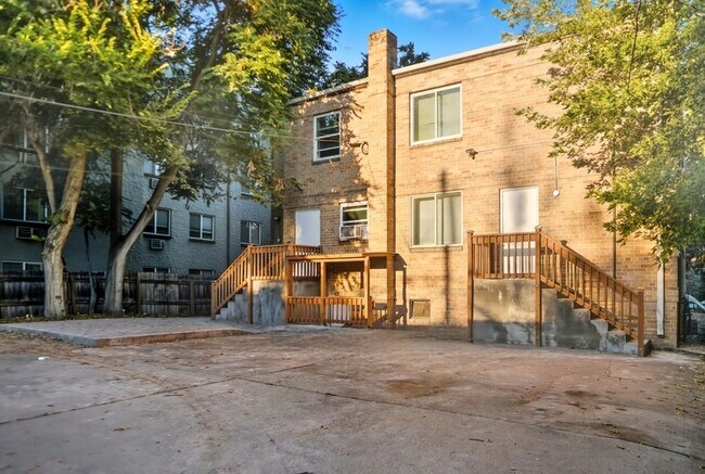 Building Photo - 1368 Lafayette St