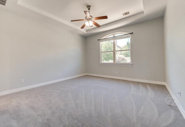 Building Photo - 403 Bellagio Dr