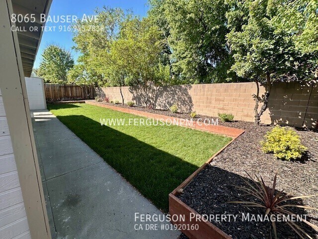 Building Photo - 8065 Bauser Ave