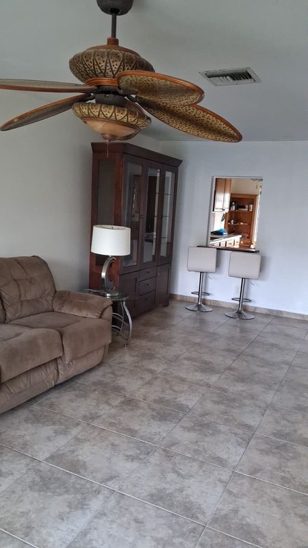 Building Photo - 2381 Papaya Dr