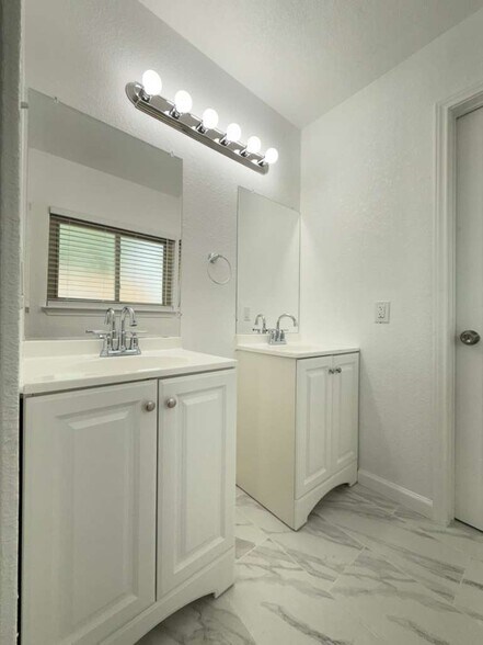 Building Photo - 7506 Fairington Dr