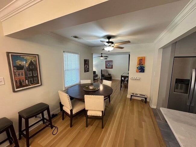 Building Photo - 1221 W Perkins Rd