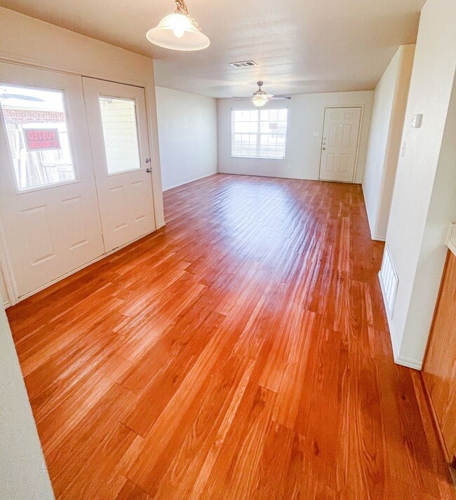 Building Photo - 6302 Temora Loop