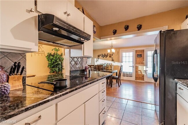 Building Photo - 4 br, 2 bath House - 3014 9th Avenue Dr E