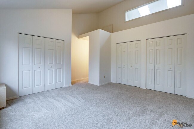 Building Photo - East Anchorage Condo with Fenced in Yard, ...
