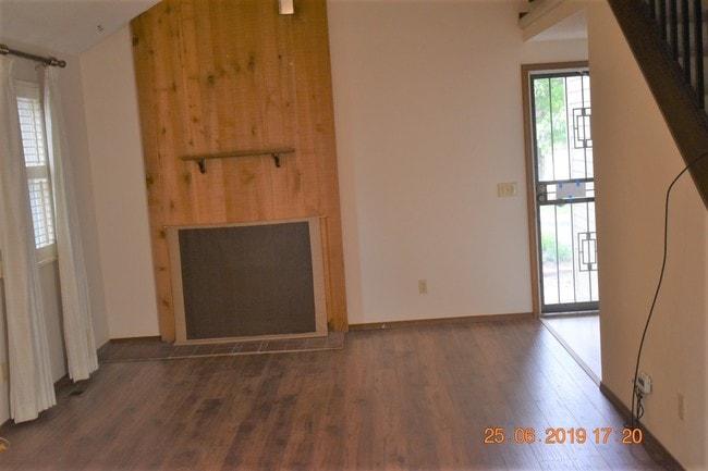 Building Photo - 13791 E Rice Pl