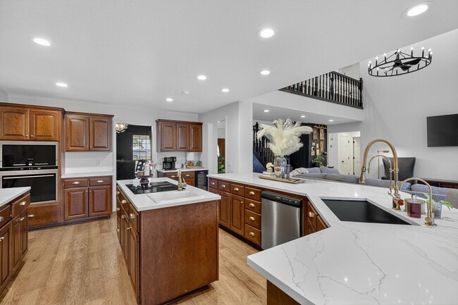 Building Photo - 435 Oxbow Trail
