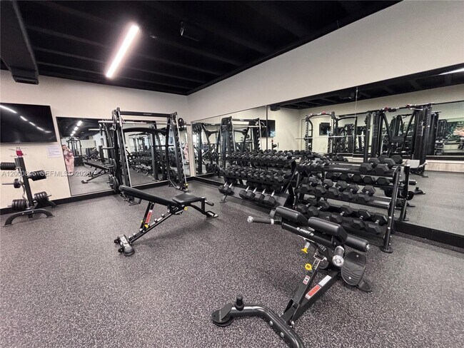 Building Photo - 403 NW 68th Ave