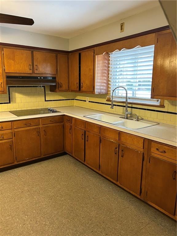 Building Photo - 103 Oak St