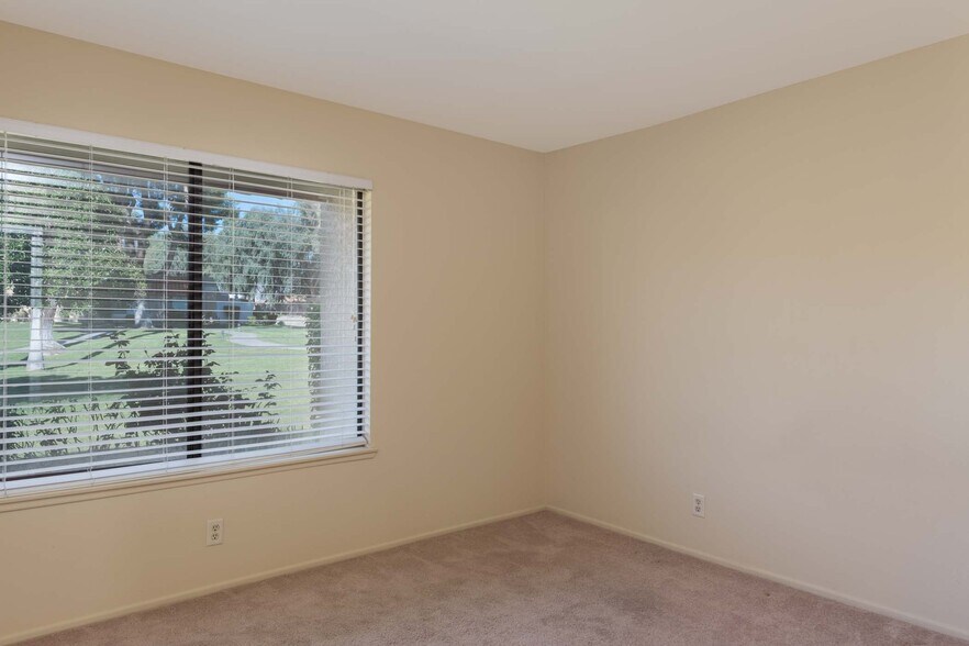 Building Photo - 69725 Encanto Ct