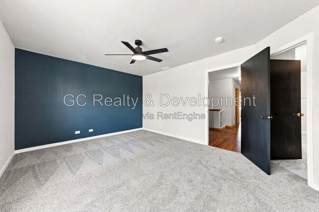 Building Photo - 203 Springbrook Trail S