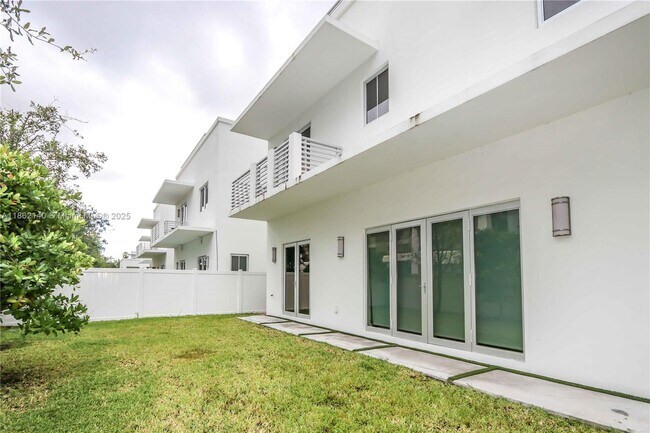 Building Photo - 8241 NW 34th St