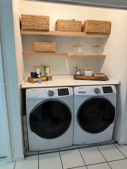 Building Photo - 9829 SW 221st St Rd