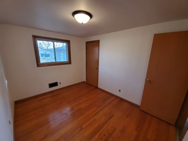 Building Photo - 3 bedroom Northside ranch