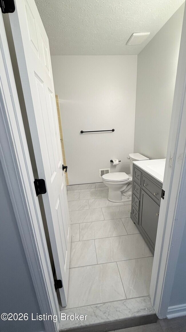 Building Photo - 5109 Volney Ct