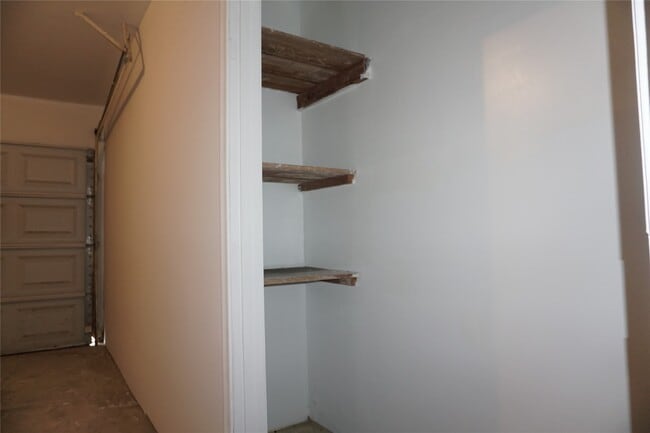 Building Photo - 1913 Normal Park Dr