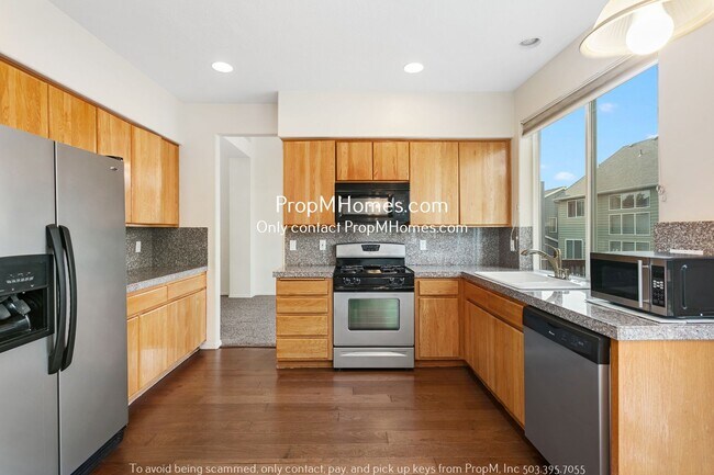 Building Photo - Beautiful Four Bedroom Home In NW Bethany!