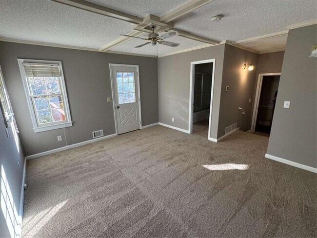 Building Photo - 3543 Simpson Farm Dr SE