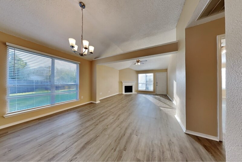 Building Photo - 8177 Shadywood Dr