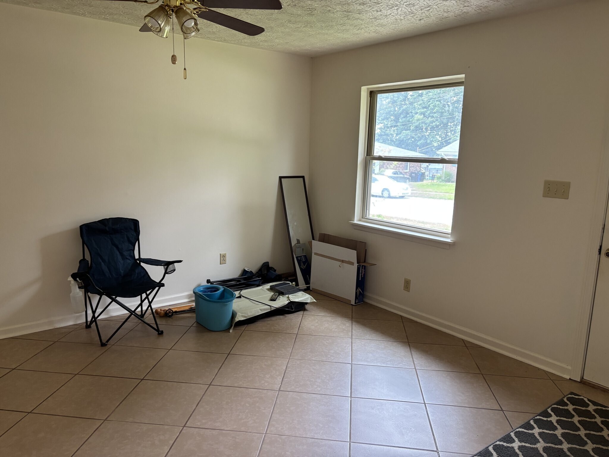 Building Photo - 3986 Northampton Dr