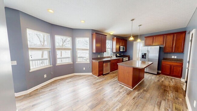 Building Photo - 5876 Myrick Rd