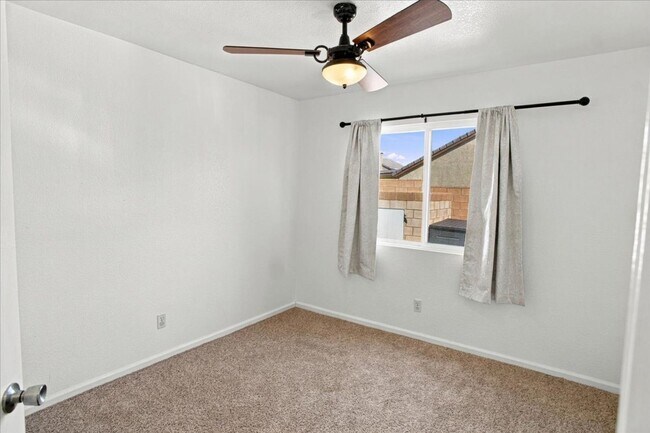 Building Photo - 40067 Villa Moura Dr