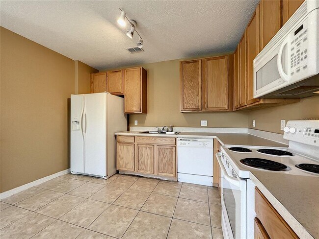 Building Photo - 5597 Gelato Dr