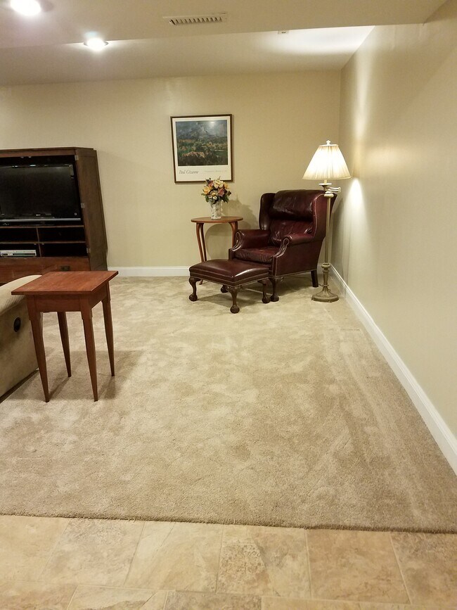 Building Photo - 89 Willow Ridge Ct