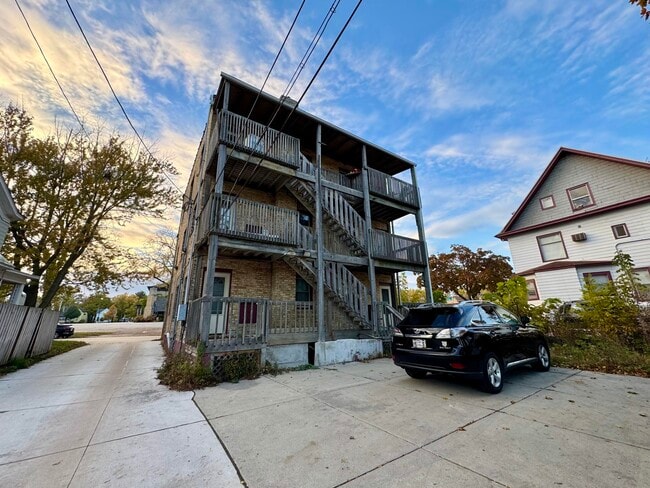 Building Photo - 1515 Taylor Ave