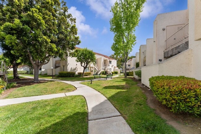 Building Photo - 10805 Camino Ruiz