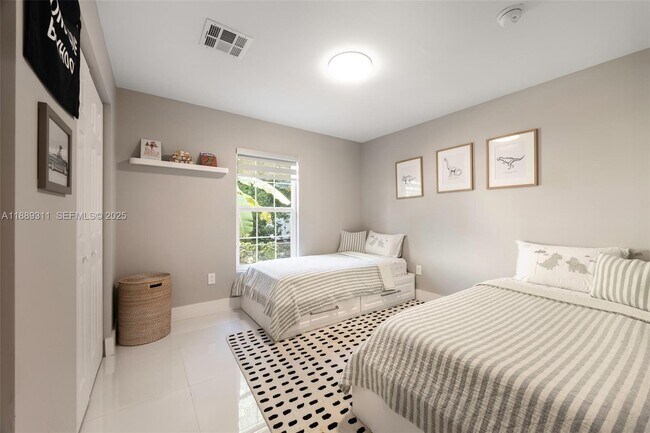 Building Photo - 3564 William Ave