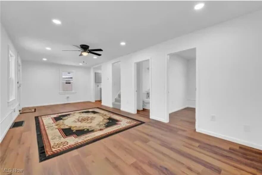 Building Photo - 1504 14th St SE