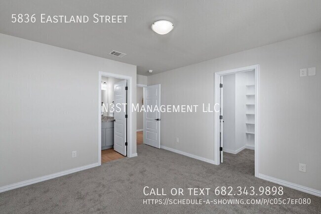 Building Photo - 5836 Eastland St