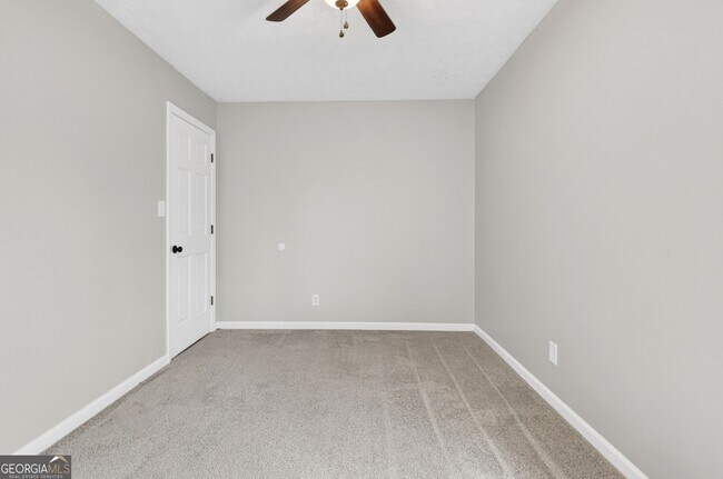 Building Photo - 104 Timber Walk