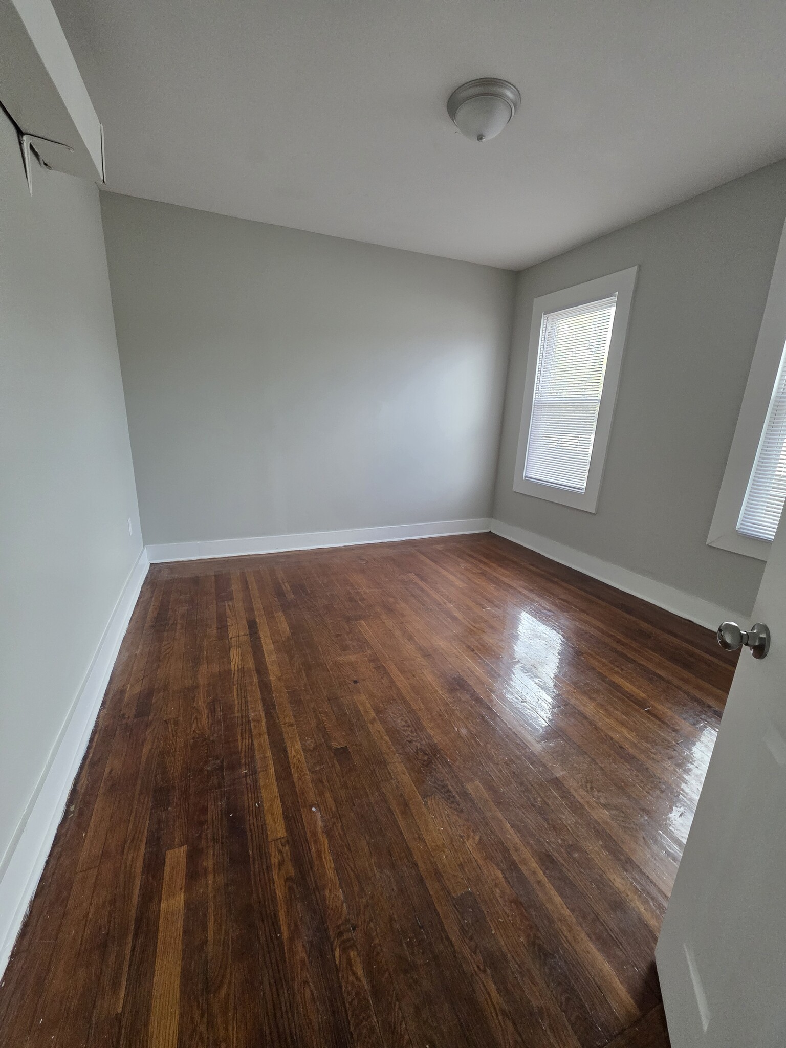 Building Photo - 357 Whalley Ave