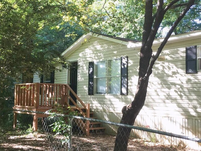 Primary Photo - 1350 Danielsville Rd