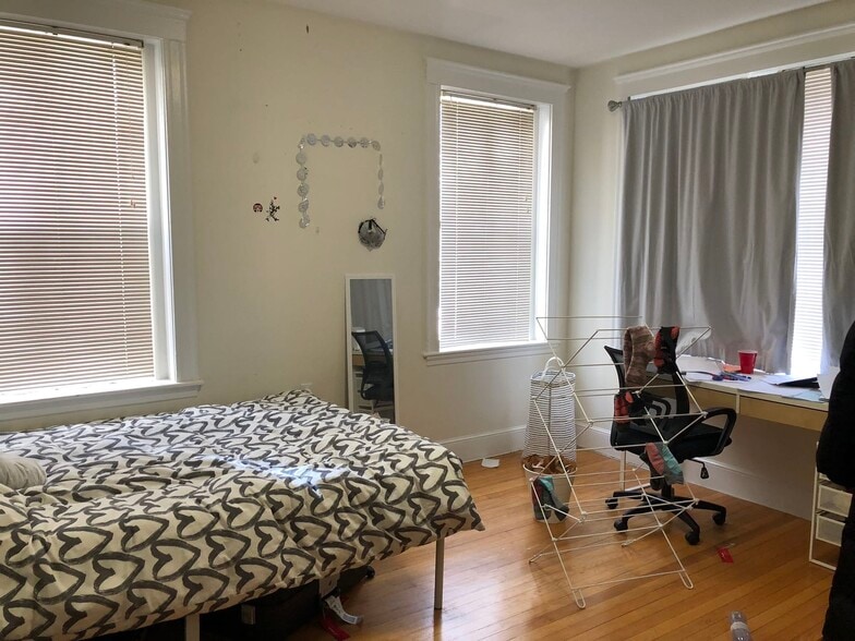 3rd bedroom - 7 Lothian Rd