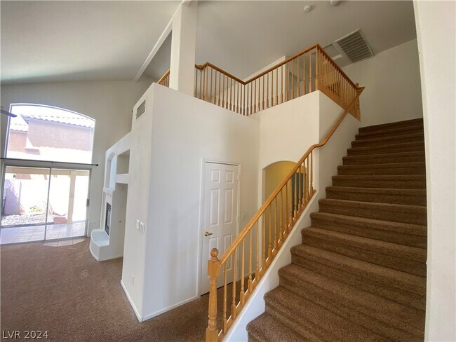 Building Photo - 358 July Jewel Ave