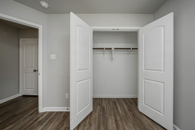 Building Photo - 4106 Summer Haze Ct