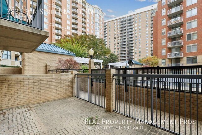 Building Photo - 3835 9th St N