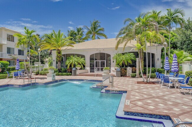 Building Photo - 5301 Myrtlewood Cir E