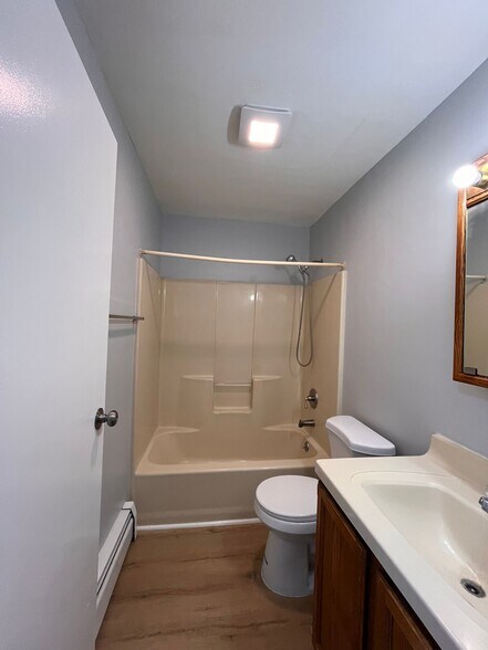 Building Photo - 52 Van Nostrand Ave
