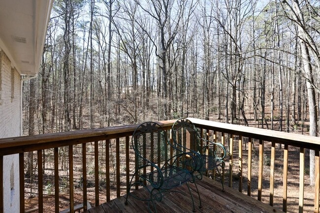 Building Photo - Private Retreat