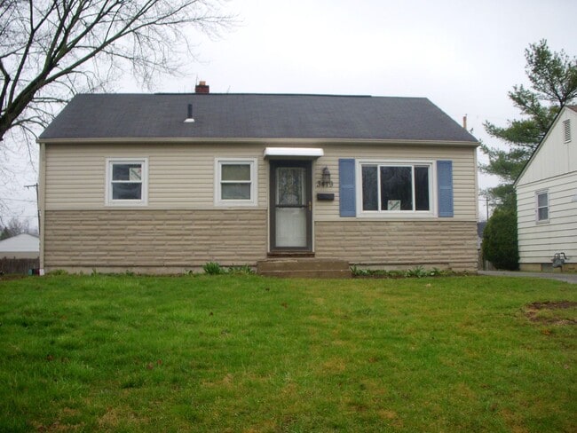 Primary Photo - **REMODELED 2-BEDROOM HOUSE!**