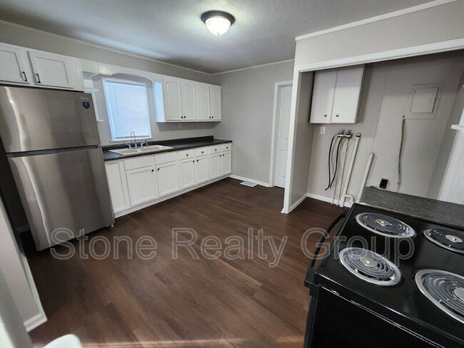 Building Photo - 3236 N 24th St